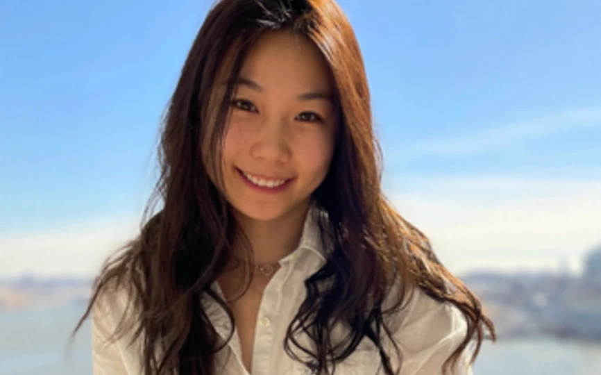 Jenny Li Headshot