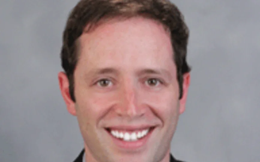 headshot of hal hershfield