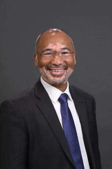 A portrait of Jason Moss