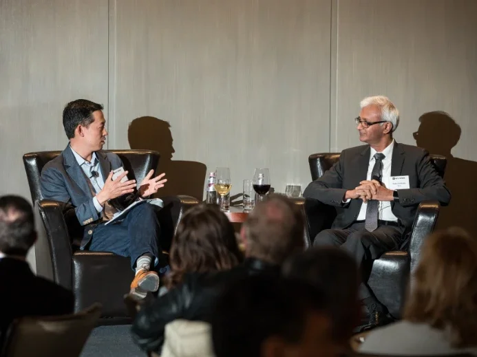 Dean Raghu Sundaram at a fireside chat with David Ko (BS ’93)
