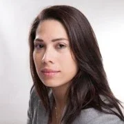 Portrait of MSBA Alumna Andrea Garrido