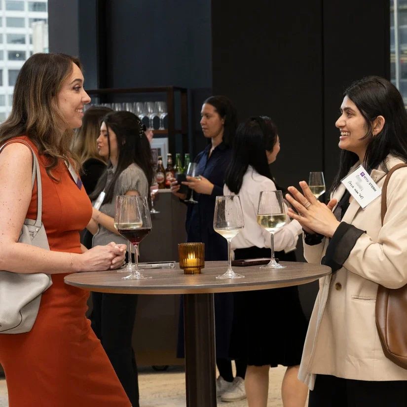 Alumni mingled after the fireside chat