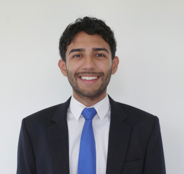 Headshot of Fabian Palomera