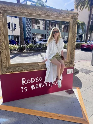 Lindsay Perper (MBA ‘23)