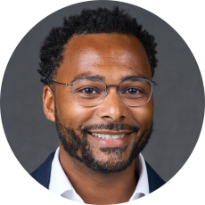 Earl Fitzhugh (MBA ’12) Earl Fitzhugh (MBA ’12)